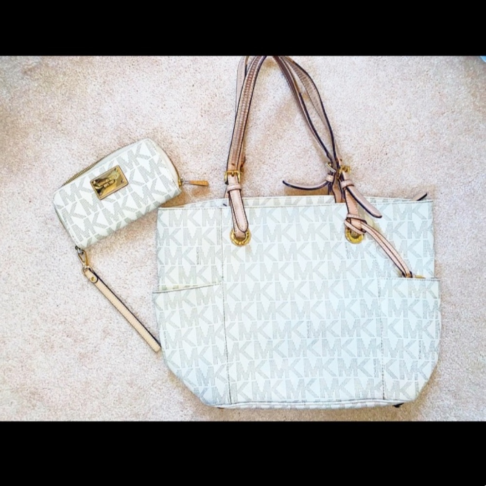 Michael Kors purse and matching wallet